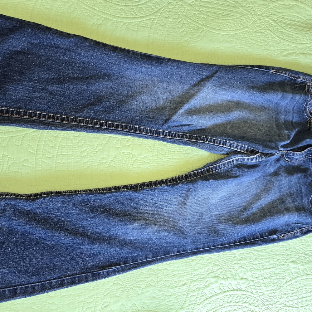 MAURICES 16 SHORT 30 INSEAM BOOTCUT JEANS